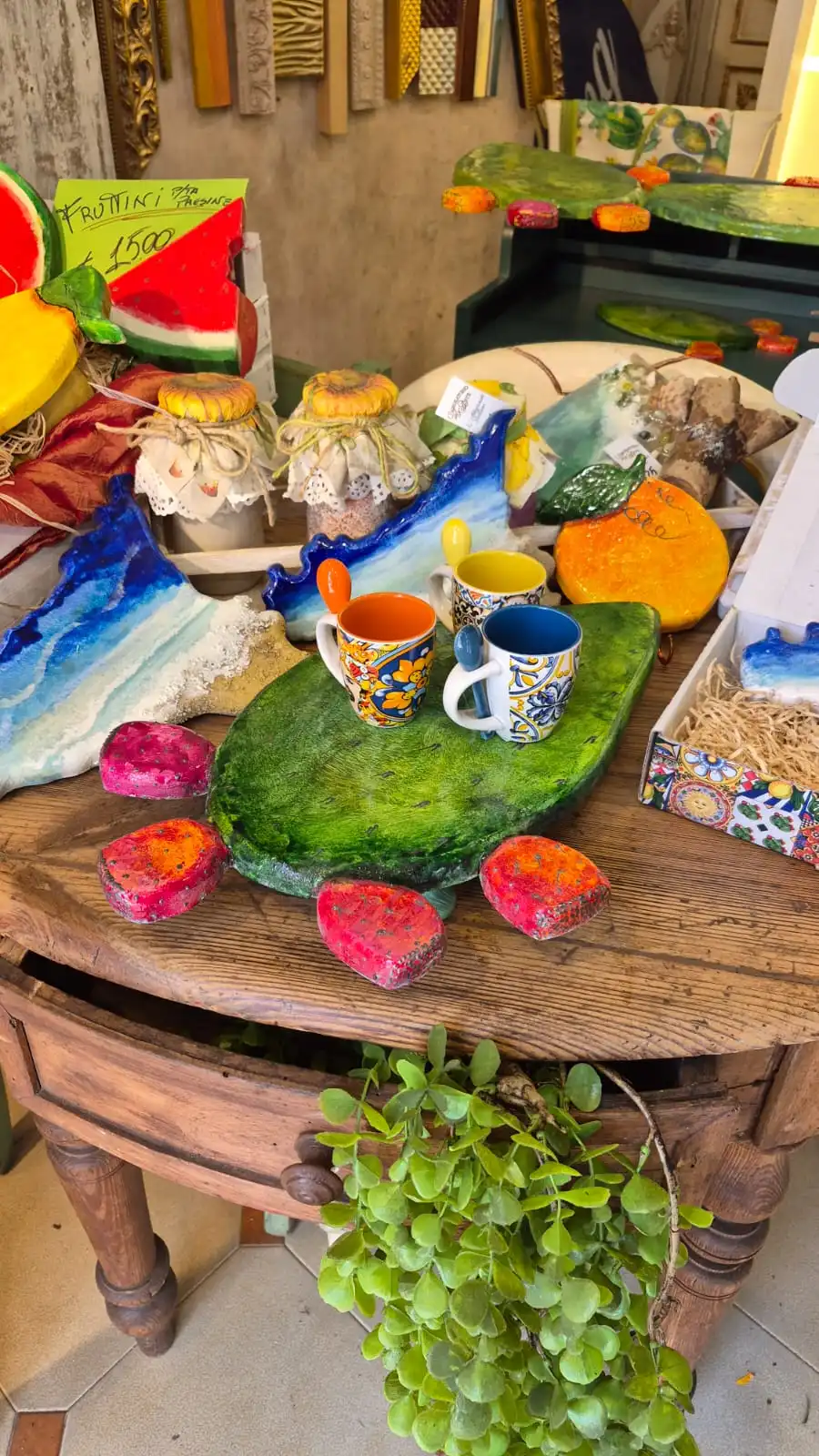 Laboratorio d'Arte PA a Palermo, famiglia di artigiani specializzata in restauro e restyling mobili